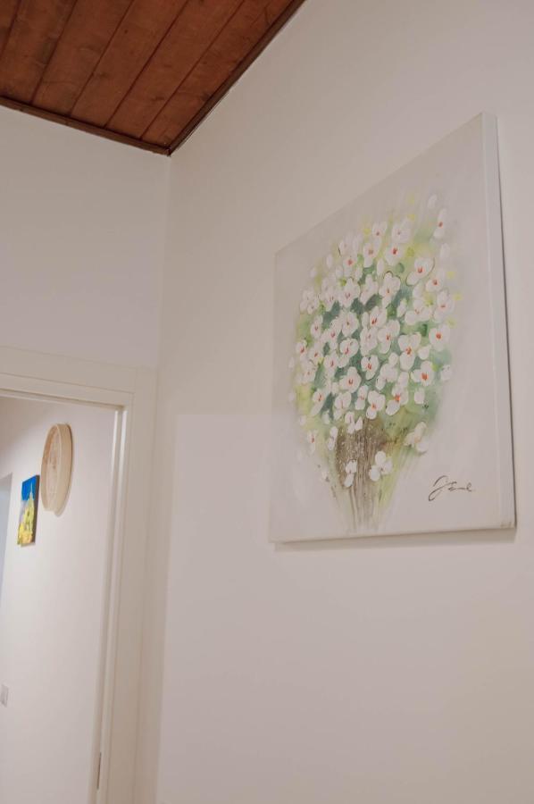 Ideisini'S Apartment Palermo Bagian luar foto