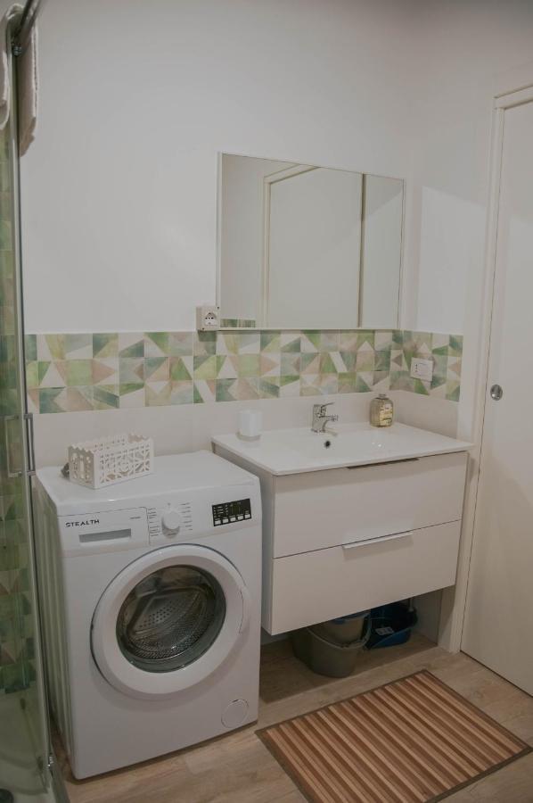 Ideisini'S Apartment Palermo Bagian luar foto