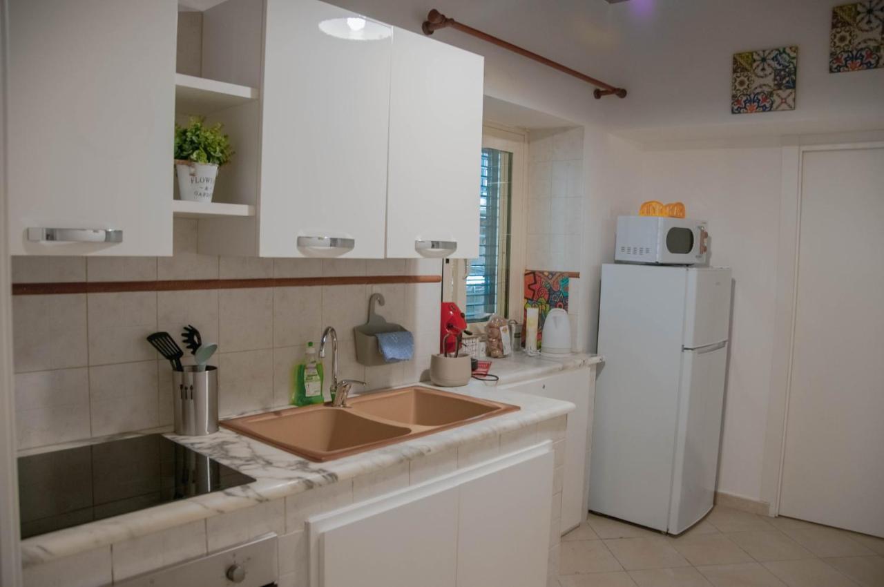 Ideisini'S Apartment Palermo Bagian luar foto